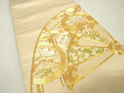 平和屋着物▼太鼓柄袋帯　駒刺繍　総刺繍　扇面舞蝶花丸文　金糸　正絹　逸品　DABJ7958fe