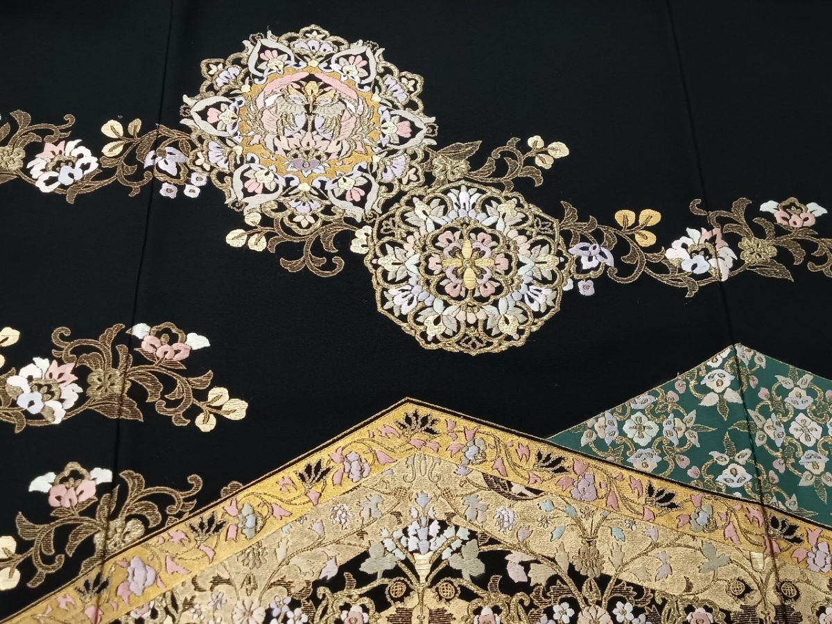 平和屋着物●豪華黒留袖　総刺繍　双鳥正倉院花文　金糸　正絹　逸品　AABK8597cs