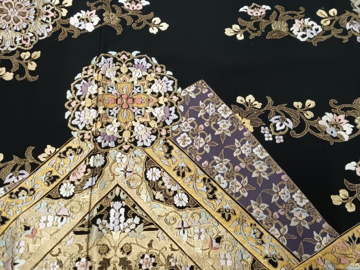 平和屋着物●豪華黒留袖　総刺繍　双鳥正倉院花文　金糸　正絹　逸品　AABK8597cs
