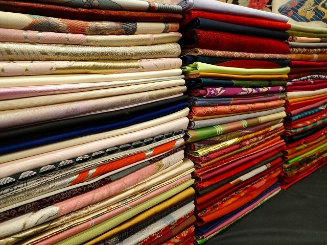 平和屋本店■名古屋帯 まとめて100点 向かい鳥獣 蝶 辻が花 花柄 手描き 駒刺繍 刺繍 金銀糸 など 未使用品あり 全て正絹 se4251