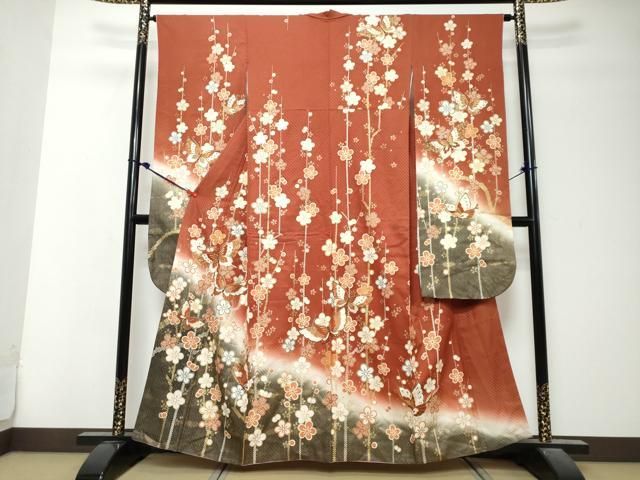 平和屋着物●豪華振袖　花蝶文　暈し染め　金彩　正絹　逸品　DABK0896ud
