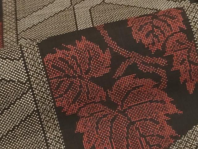 平和屋着物▼本場大島紬　反物　着尺　7マルキ　亀甲花唐草文　逸品　未使用　DABJ9924we