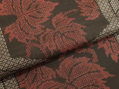 平和屋着物▼本場大島紬　反物　着尺　7マルキ　亀甲花唐草文　逸品　未使用　DABJ9924we