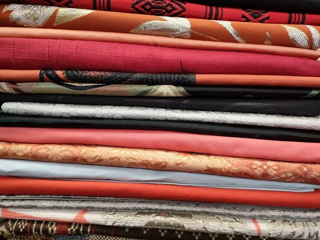 平和屋本店■名古屋帯 まとめて100点 鳥 蝶 風景 松竹梅 花柄 手描き 相良刺繍 金銀糸 など 着用可能多数 未使用品あり 全て正絹 se0062