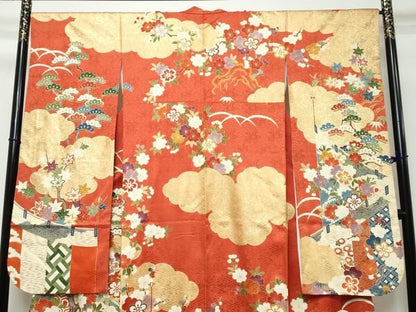 平和屋着物●豪華振袖　駒刺繍　吉祥草花文　金彩　正絹　逸品　DABK0964ud