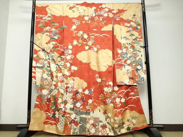 平和屋着物●豪華振袖　駒刺繍　吉祥草花文　金彩　正絹　逸品　DABK0964ud