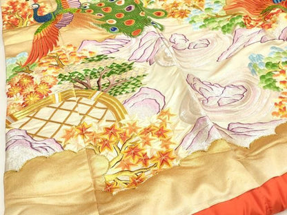 平和屋本店●色打掛　お引きずり　和装　婚礼　結婚式　花嫁　神社挙式　駒刺繍　孔雀花文　金銀糸　逸品　DABL4312cd