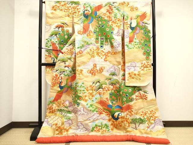 平和屋本店●色打掛　お引きずり　和装　婚礼　結婚式　花嫁　神社挙式　駒刺繍　孔雀花文　金銀糸　逸品　DABL4312cd