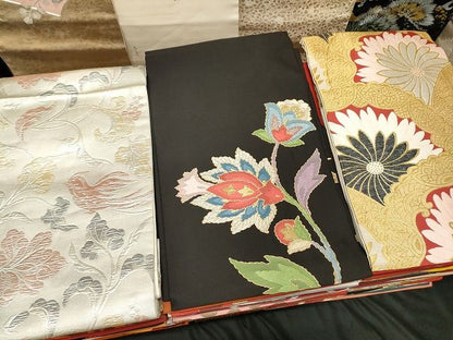 平和屋本店■名古屋帯 まとめて100点 尾長鳥 鳥 蝶 辻が花 更紗 花柄 手描き 駒刺繍 刺繍 金銀糸 など 未使用品あり 全て正絹 ppp0067