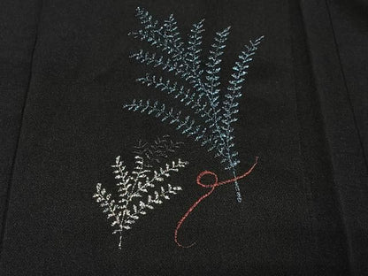 平和屋着物＃羽織　総刺繍　草葉文　黒地　銀糸　正絹　逸品　CABN9384ua