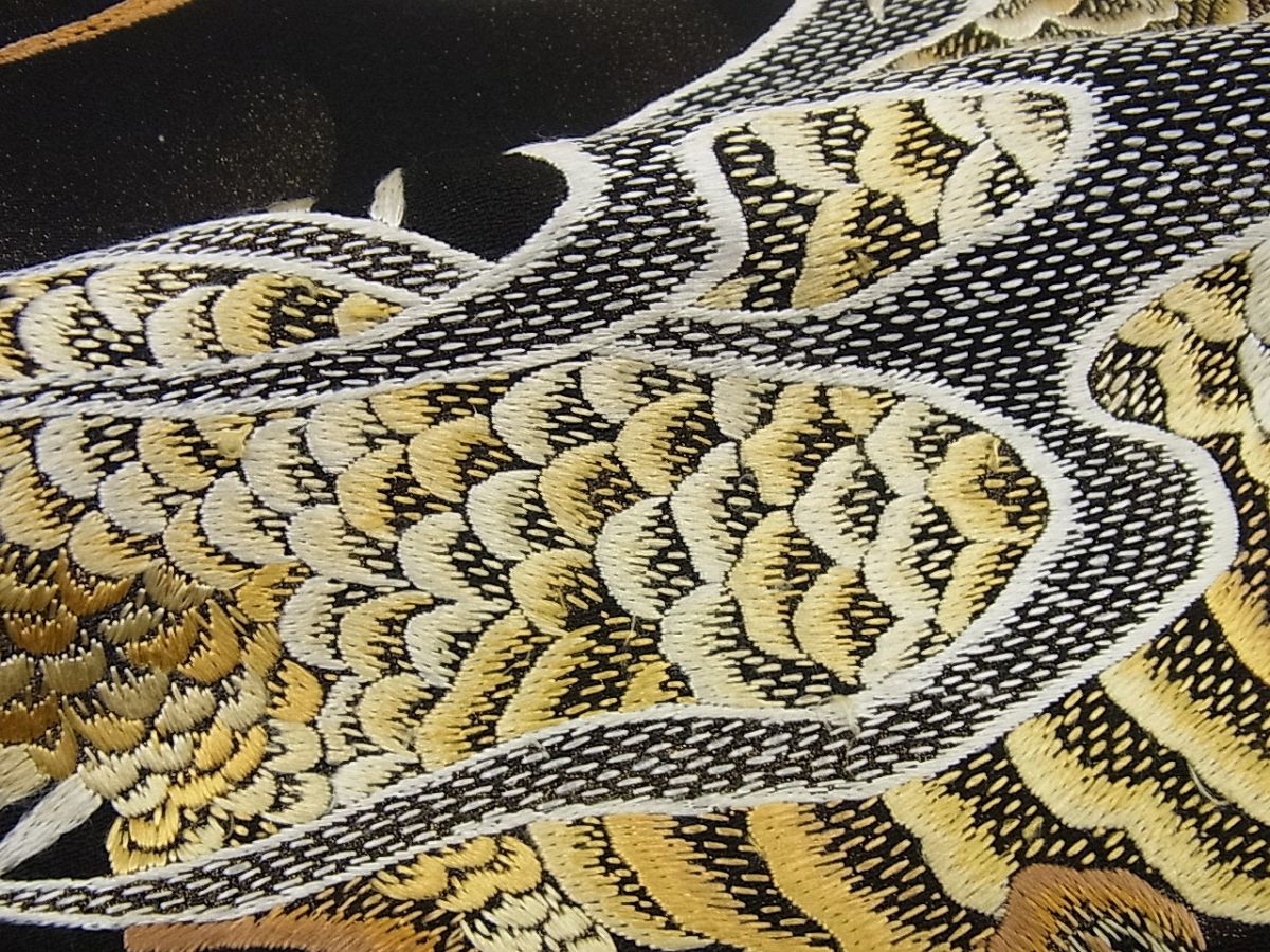 平和屋本店●極上　訪問着　総手刺繍　龍　黒地　金糸　逸品3s629
