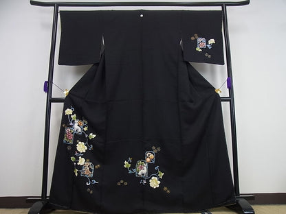 平和屋本店●極上 染刺工芸 大羊居 東京友禅 訪問着 花兎 黒地 金彩 逸品 未使用3s656