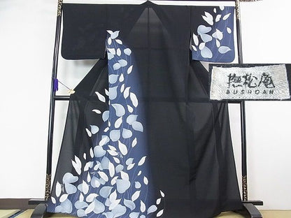 平和屋本店■極上　夏物　撫松庵　セオアルファ　訪問着　紗　水芭蕉　蜻蛉　トンボ　黒地　暈し染め　洗える着物　3kh1756 - 平和屋