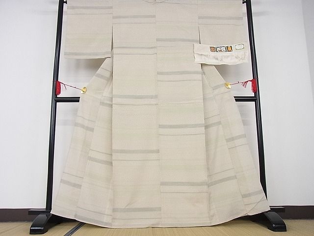 平和屋本店▽極上 本塩沢 やまだ織 単衣 横段霞文 証紙付き 着丈162cm 裄丈65cm 正絹 逸品 3kk2692