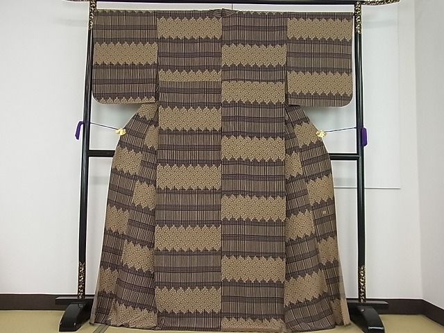 平和屋本店■極上　池田重子コレクション　小紋　単衣　紗綾形文様　パールトーン加工　逸品3s20388
