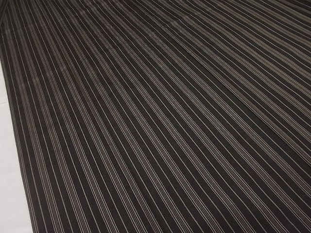 平和屋本店●極上 本場黄八丈 黒八丈 紬 西條吉広 手織 平織 縞 さが美扱い 証紙付き 逸品3s20700