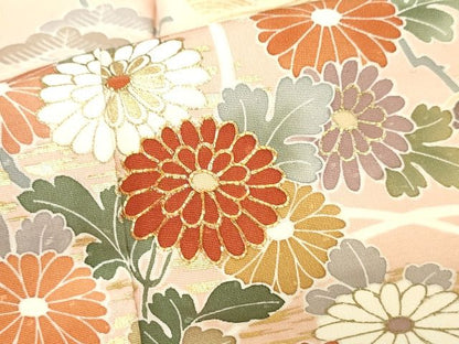 平和屋本店■極上　創業460年・千總　訪問着　駒刺繍　風景花文　暈し染め　金彩　&amp;#32385;色地　正絹　逸品　KAAA1755kk5 - 平和屋