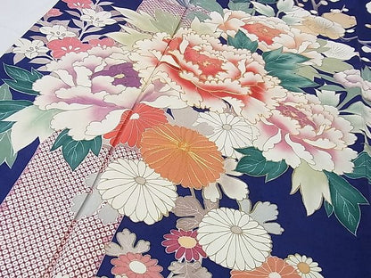 平和屋本店■極上　創業460年・千總　振袖　駒刺繍　筒花文　紺藍色地　金彩　逸品　DZAA1609kh5 - 平和屋