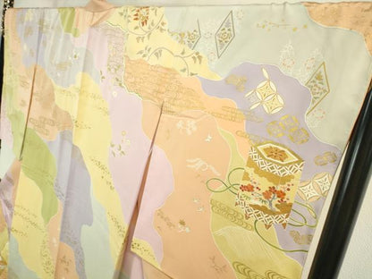 平和屋本店■極上　創業460年・千總　訪問着　駒刺繍　貝桶　貝合わせ花文　赤香色地　金彩　逸品　DZAA2536kh5 - 平和屋