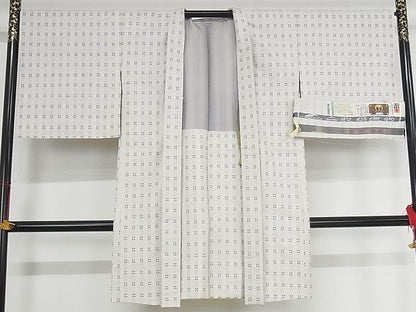 平和屋本店■極上　本場大島紬　長羽織　白大島　9マルキ　手織り　証紙付き　正絹　逸品　KAAA1179kk4 - 平和屋