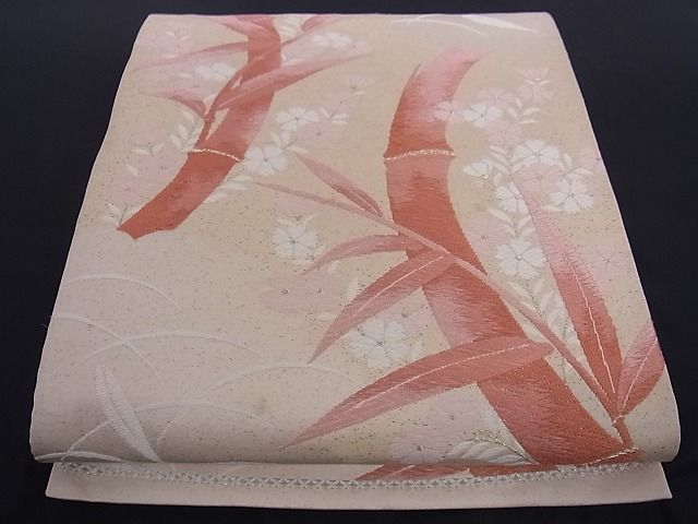 平和屋着物■六通柄袋帯 唐織 笹竹枝桜文 金糸 正絹 逸品 A-az3747