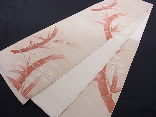 平和屋着物■六通柄袋帯 唐織 笹竹枝桜文 金糸 正絹 逸品 A-az3747