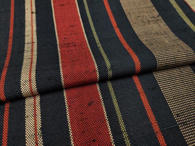 ざざんざ織　伊兵衛織　着物 小格子文様 伊兵衛織の単衣 着物23-03-24 白茶に黒糸が縦緯に入った