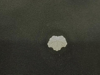 平和屋着物■豪華黒留袖　駒刺繍　扇面花文　金彩　正絹　逸品　AAAM6315sa