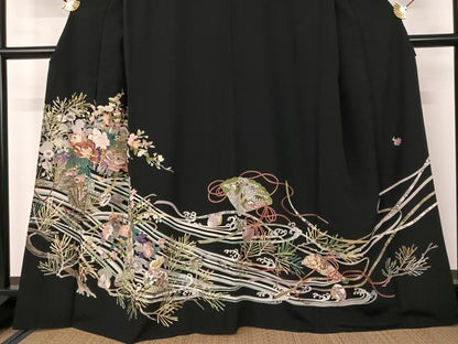 平和屋着物●豪華黒留袖 作家物 刺繍 檜扇扇面枝花文 金糸 正絹 逸品 AAAM6820ph