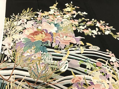 平和屋着物●豪華黒留袖 作家物 刺繍 檜扇扇面枝花文 金糸 正絹 逸品 AAAM6820ph