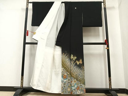 平和屋着物●染色作家 斉藤三才 黒留袖 寿光織 舞蝶花文 暈し染め 金彩 正絹 逸品 AAAQ0230np