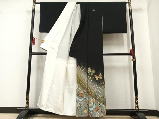 平和屋着物●染色作家 斉藤三才 黒留袖 寿光織 舞蝶花文 暈し染め 金彩 正絹 逸品 AAAQ0230np