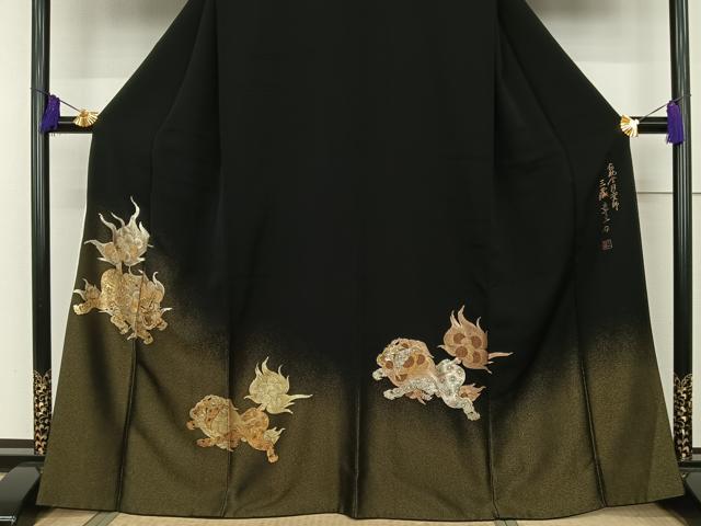 平和屋着物●伝統金彩工芸士　三蔵章三　黒留袖　寿光織　刺繍　唐獅子　金糸　正絹　逸品　AAAQ0665np