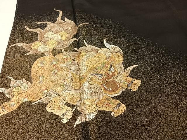 平和屋着物●伝統金彩工芸士　三蔵章三　黒留袖　寿光織　刺繍　唐獅子　金糸　正絹　逸品　AAAQ0665np