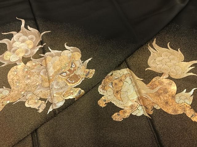 平和屋着物●伝統金彩工芸士　三蔵章三　黒留袖　寿光織　刺繍　唐獅子　金糸　正絹　逸品　AAAQ0665np