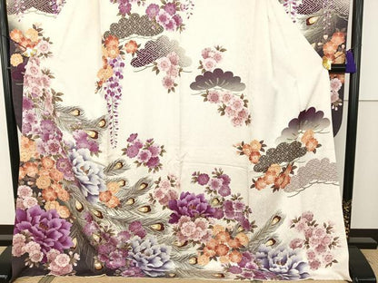 平和屋着物●NICOLE 振袖 駒刺繍 孔雀羽草花文 暈し染め 金彩 銀通し地 正絹 逸品 AAAQ0666np