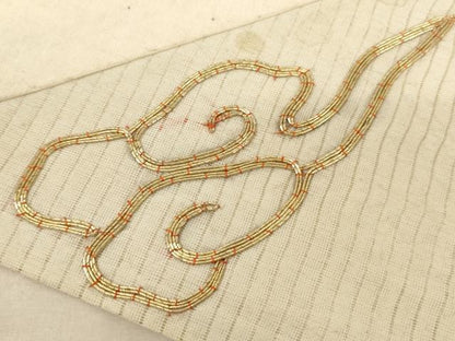 平和屋本店■打敷　内敷　三角　雲　駒刺繍　法衣　寺院　仏具　仏教　僧侶　神職　装束　AAAQ3721ja