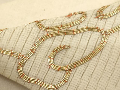 平和屋本店■打敷　内敷　三角　雲　駒刺繍　法衣　寺院　仏具　仏教　僧侶　神職　装束　AAAQ3721ja