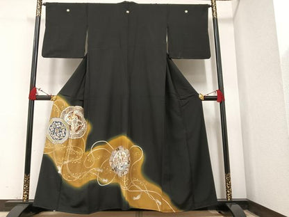 平和屋着物■豪華黒留袖　鏡裏花鳥文　暈し染め　金彩　正絹　逸品　AAAQ8831ph