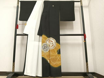 平和屋着物■豪華黒留袖　鏡裏花鳥文　暈し染め　金彩　正絹　逸品　AAAQ8831ph