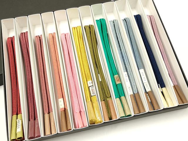 平和屋着物●和装小物　上質な帯締め12本セット　冠組　ゆるぎ組　切り房・撚り房　箱入り　逸品　全て未使用　AAAR1510ay