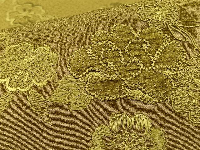 平和屋着物▽付下げ 単衣 中国三大刺繍 汕頭刺繍 スワトウ刺繍 草花文 芥子色 やまと誂製 正絹 逸品 AAAS1450oa