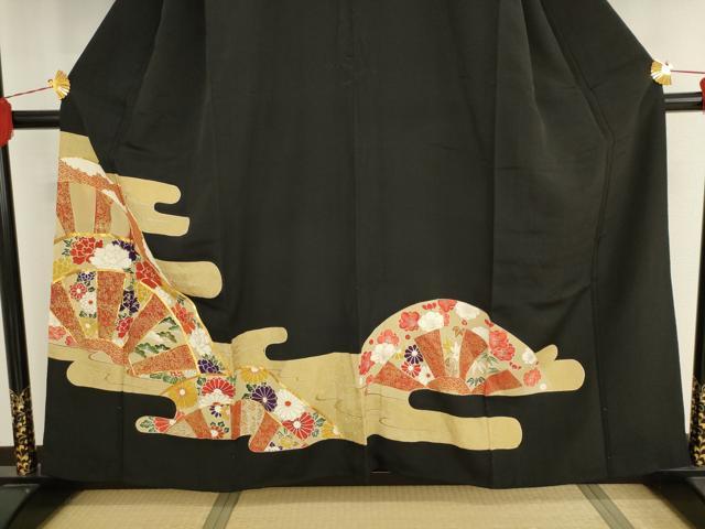 平和屋着物■豪華黒留袖 駒刺繍 霞取り片輪車花文 金彩 正絹 逸品 AAAS2218pf