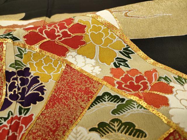 平和屋着物■豪華黒留袖 駒刺繍 霞取り片輪車花文 金彩 正絹 逸品 AAAS2218pf