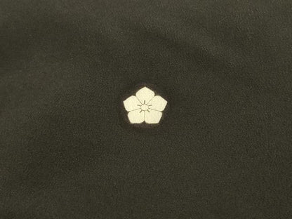 平和屋着物■豪華黒留袖 駒刺繍 霞取り片輪車花文 金彩 正絹 逸品 AAAS2218pf