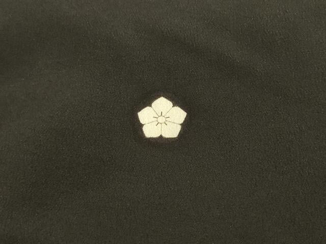 平和屋着物■豪華黒留袖 駒刺繍 霞取り片輪車花文 金彩 正絹 逸品 AAAS2218pf