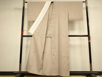 平和屋着物▽上質な色無地 単衣 白橡色 お召縮緬 正絹 逸品 AAAS4930fy