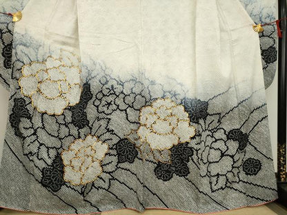 平和屋着物●豪華振袖 総絞り 駒刺繍 舞花文 正絹 逸品 AAAS6621ck