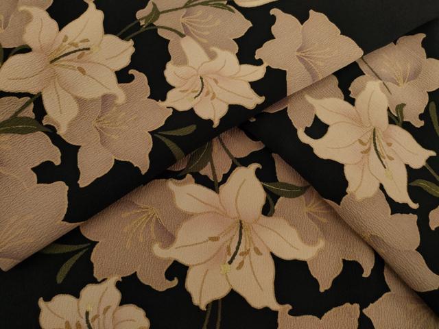 平和屋着物●上質な小紋　花尽し　ユリ　黒地　金彩　正絹　逸品　AAAS6705ck
