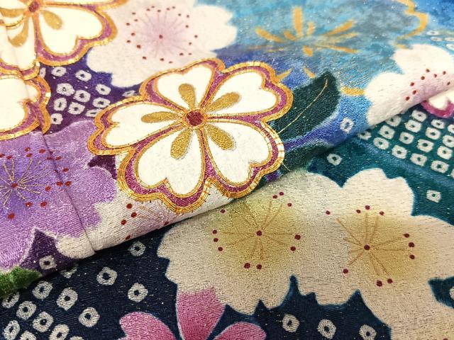 平和屋着物●豪華振袖・長襦袢(袷)セット 駒刺繍 舞桜 金彩 金通し地 正絹 逸品 未使用 AAAT0233zg